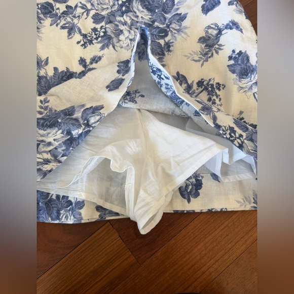 Abercrombie & Fitch Floral Romper - Picture 2 of 4